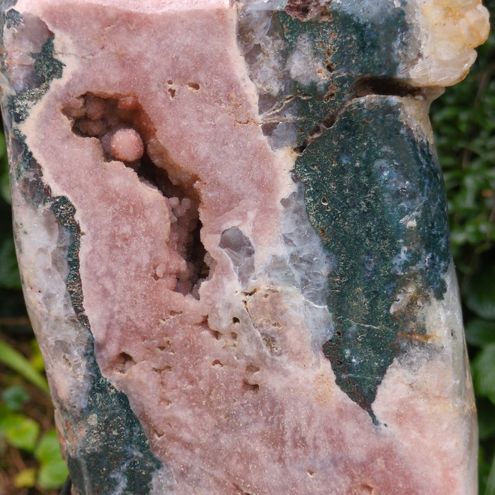 Pink Amethyst Slice with druzy cave and metal stand (Large - 40.6cm) - 4.495kg