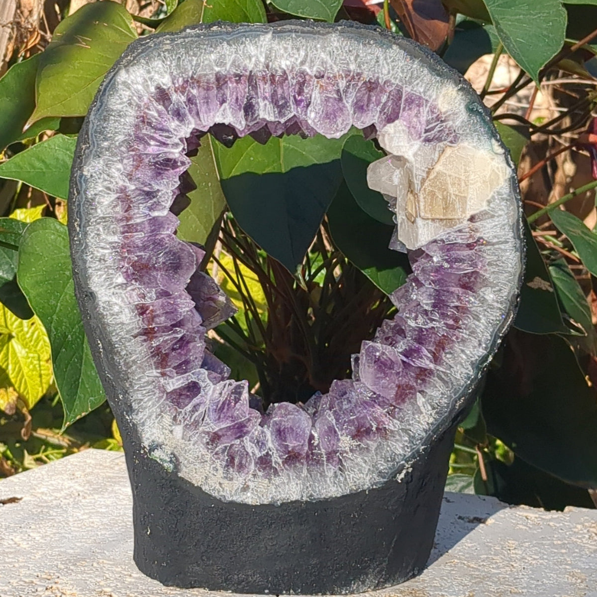 Amethyst Window Geode - Ring shape with calcite point (27.5cm) - 5.56kg from Green Door Living