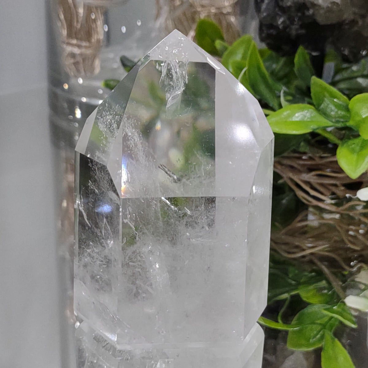 Clear Quartz Generator with chlorite inclusions (8cm) - 281g